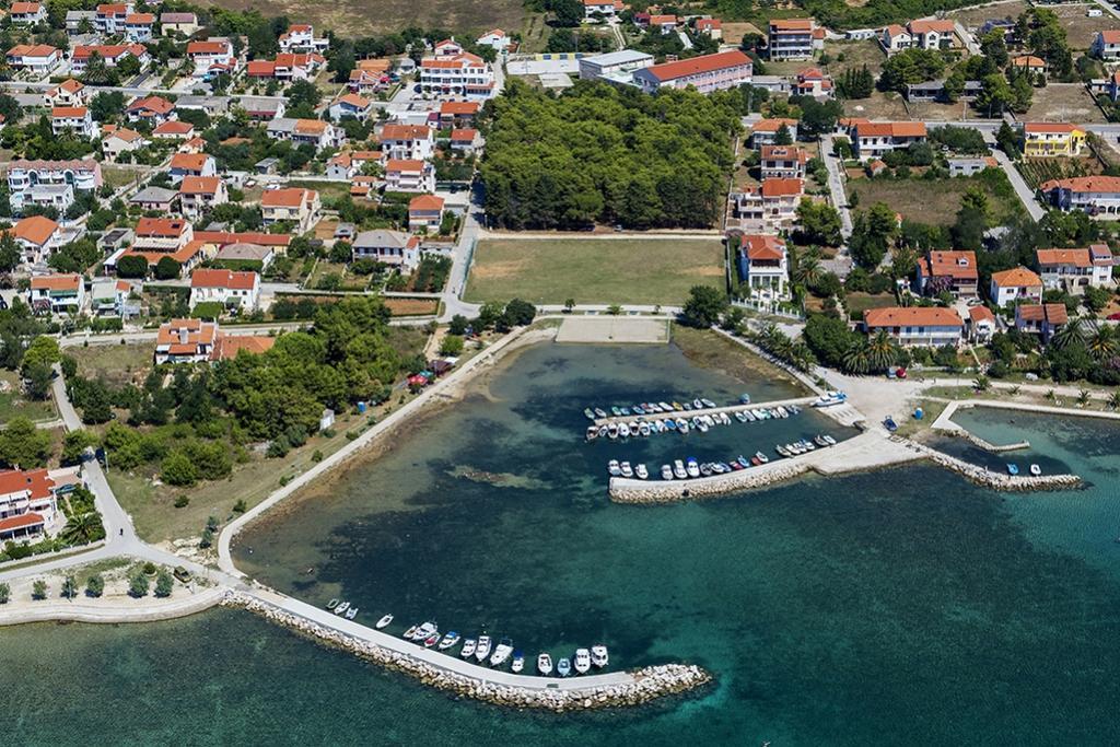 Apartmani Marino Privlaka  Exteriör bild