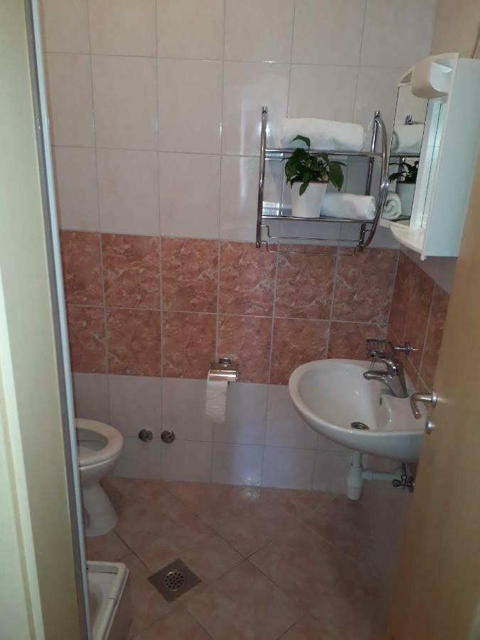 Apartmani Marino Privlaka  Exteriör bild