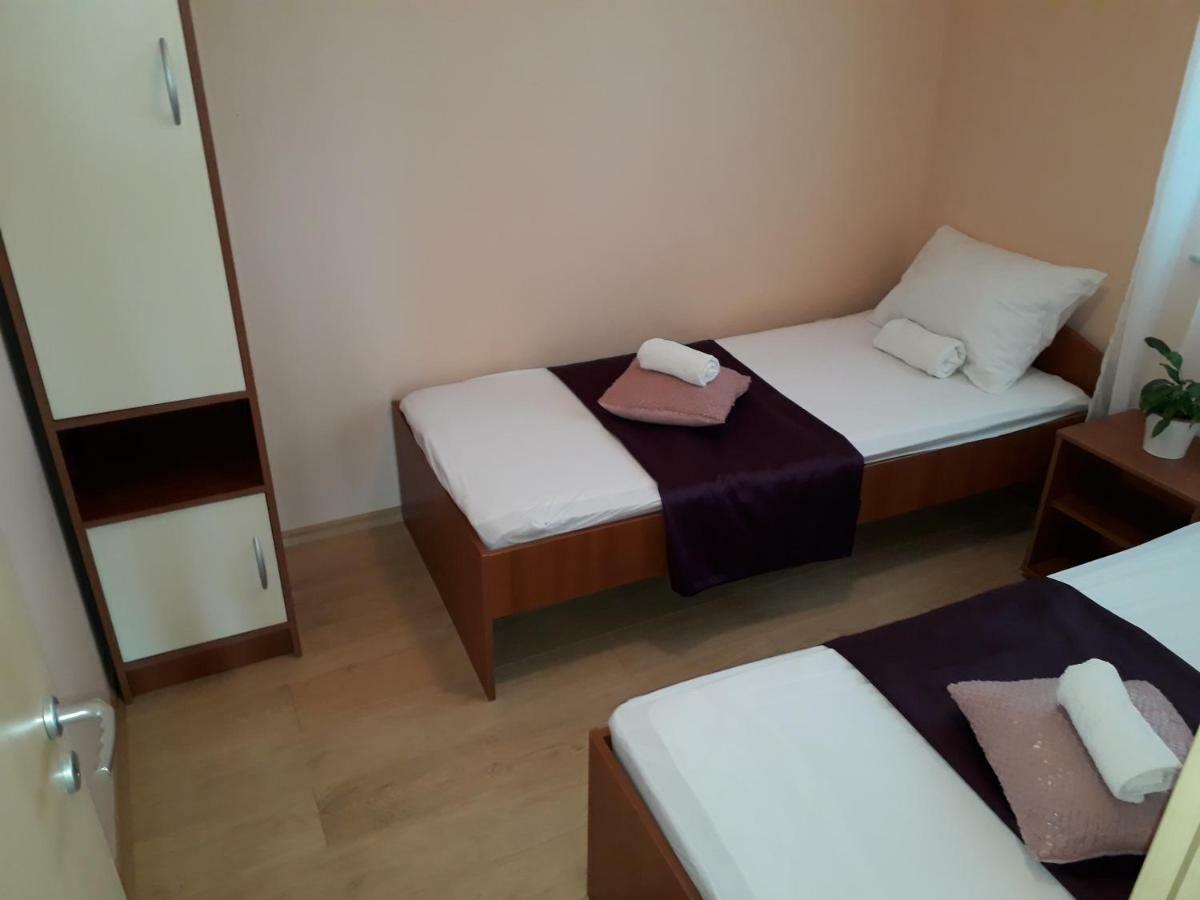 Apartmani Marino Privlaka  Exteriör bild