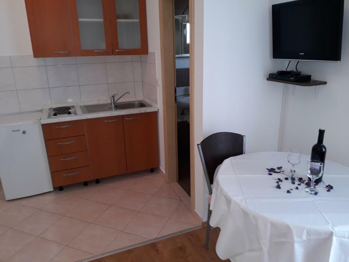 Apartmani Marino Privlaka  Exteriör bild