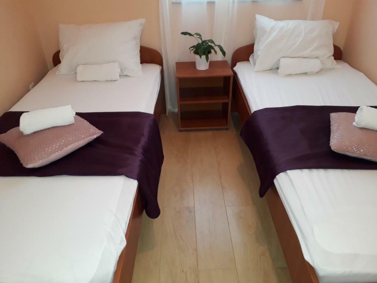 Apartmani Marino Privlaka  Exteriör bild